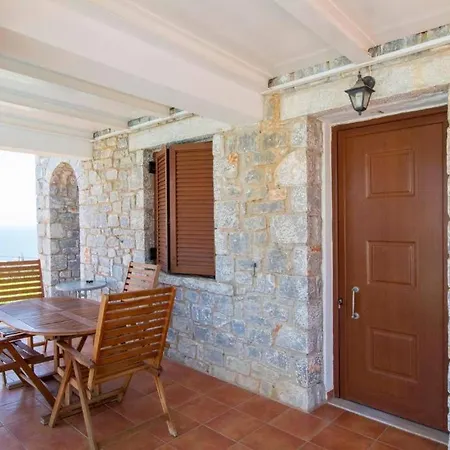 Malvazios #4 Villa Gythio