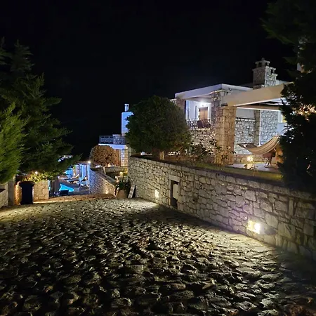 Villa Malvazios #4 *