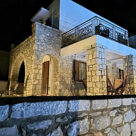 Malvazios #4 Villa